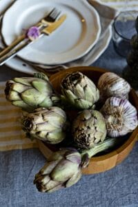 Villefranche apartment holiday home dining table food