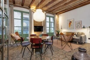 Dayly table Result chair living area