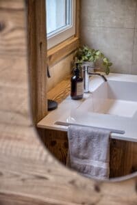 Megeve Chalet apartment bathroom
