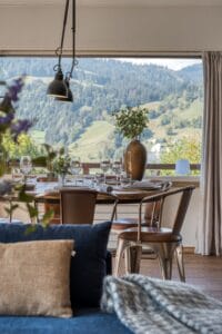 Megeve Chalet apartment dining area