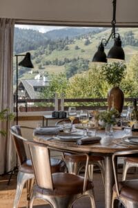 Megeve Chalet apartment dining area