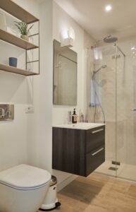 Villefranche apartment holiday home bathroom