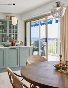 Villefranche apartment holiday home dining area kitchen terrace