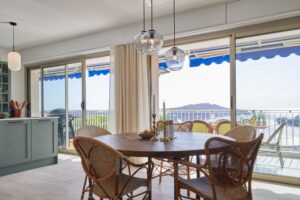 Villefranche apartment holiday home dining area terrace ocean view
