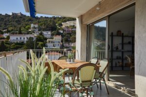 Villefranche apartment holiday home terrace living area