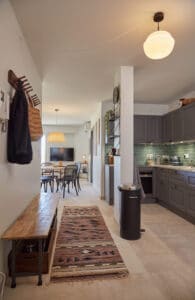Villefranche apartment holiday home entrance kitchen
