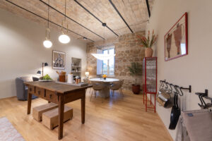 Rome apartment holiday home kitchen dining area