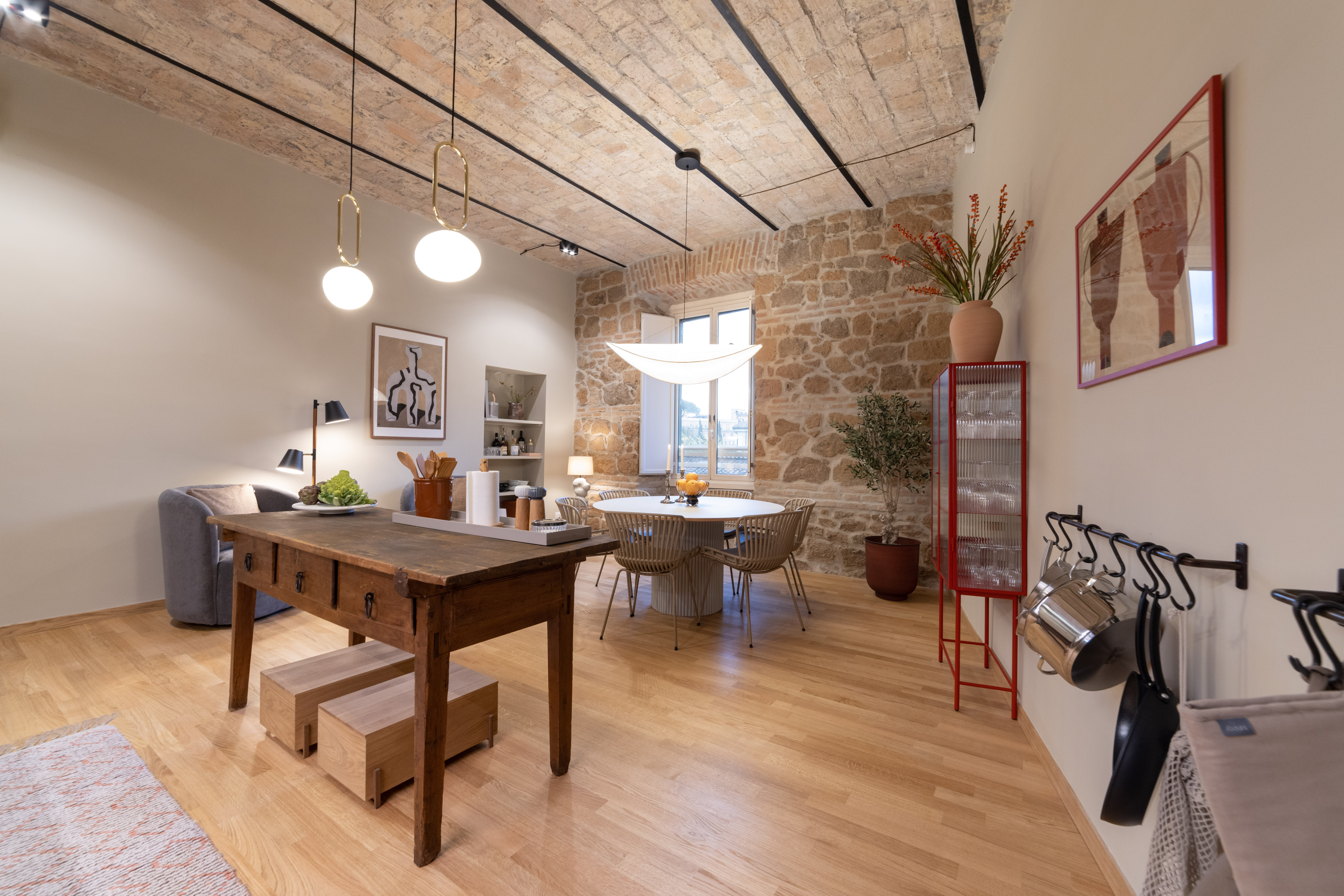Rome apartment holiday home kitchen dining area