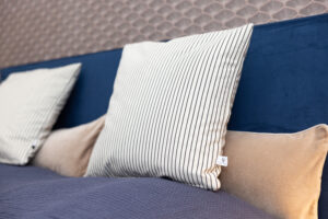 Rome apartment holiday home bedroom pillows