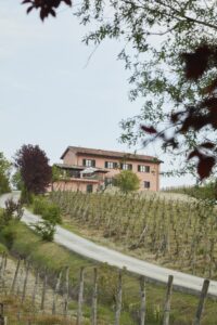 Piemonte Italy house holiday house vineyard
