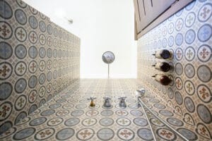 Italy Piedmont holiday home bathroom