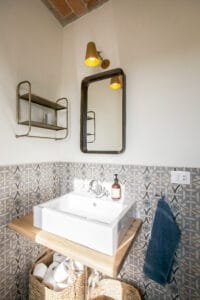 Italy Piedmont holiday home bathroom