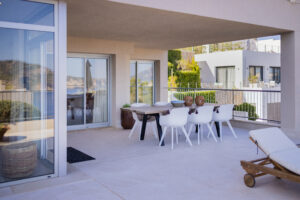 Mallorca apartment holiday home terrace dining area