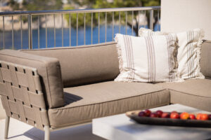 Mallorca apartment holiday home terrace sofa